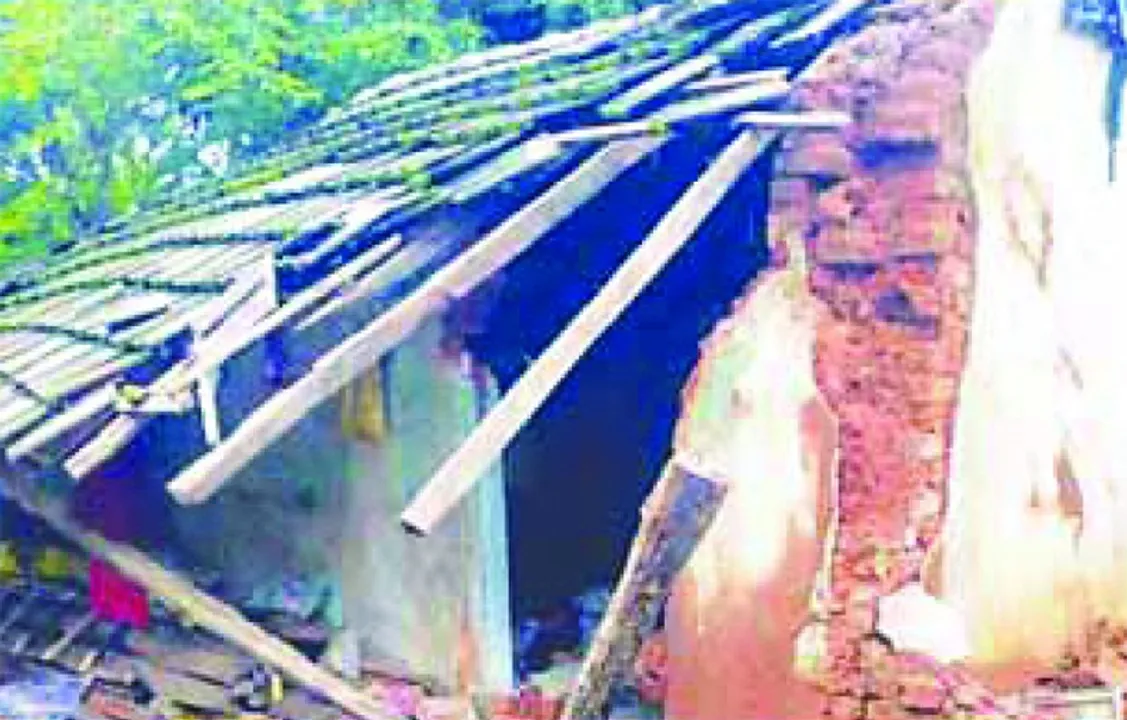  ରାତିକରେ ୧୫ ଘର ଭାଙ୍ଗିଦେଲେ ହାତୀପଲ