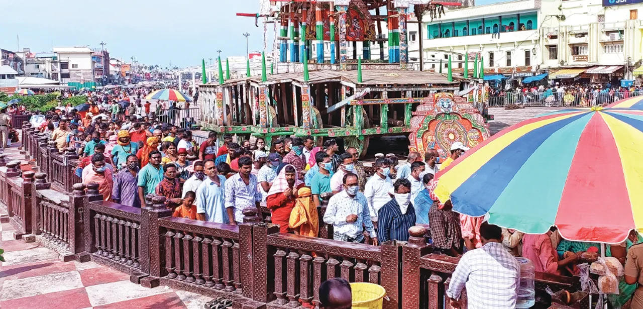  ପ୍ରଚଣ୍ଡ ଖରାରେ ଭକ୍ତ କଲବଲ, ସେଡ୍‌ କାମ ଶୀଘ୍ର ସାରିବାକୁ ନିବେଦନ