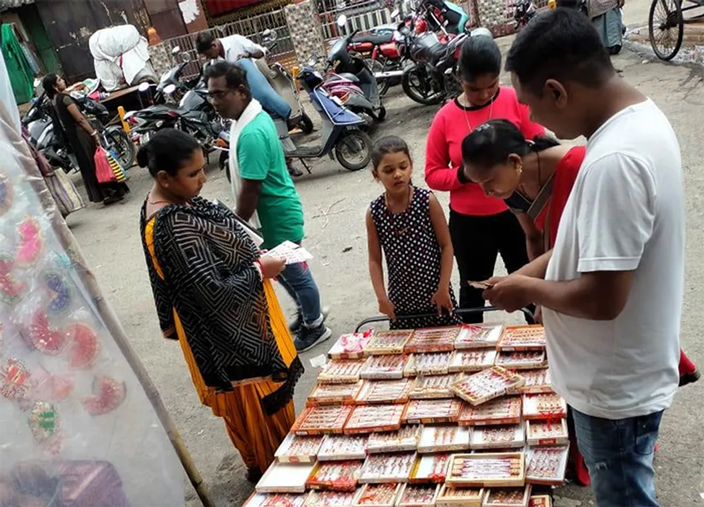  ଆଜି ରାକ୍ଷୀ ପୂର୍ଣ୍ଣିମା, ଏଥର ବେପାର ମାନ୍ଦା