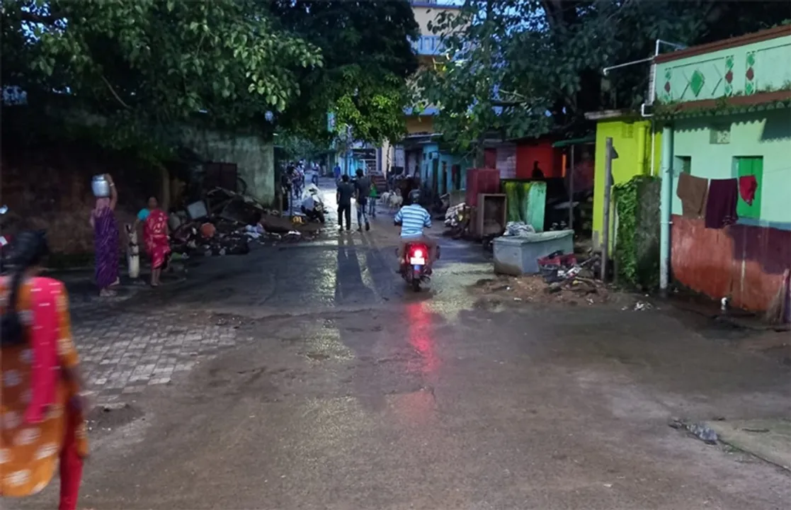  ଆଡିବନ୍ଧ ଯୋଜନାକୁ ଭୁଲିଗଲା ପ୍ରଶାସନ, ପ୍ରତିବର୍ଷ ଜଳବନ୍ଦୀ ଜୀବନ ବିତାଉଛି ତଳି ଅଞ୍ଚଳବାସୀ
