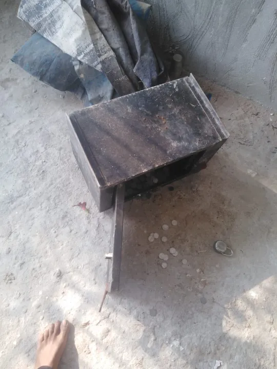  ଗୋଟିଏ ରାତିରେ ଦୁଇ ମନ୍ଦିରରୁ ଚୋରି