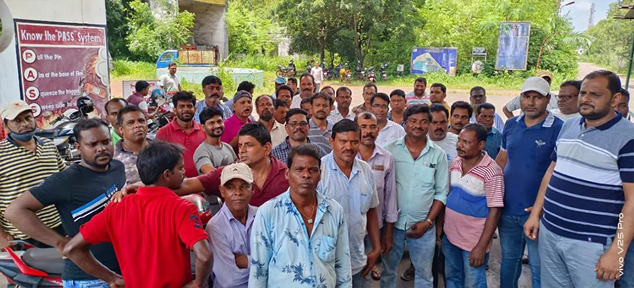  ୧୧ ଦିନ ହେଲା  ମେସ୍କୋ କାରଖାନା ସମ୍ମୁଖରେ ଶ୍ରମିକଙ୍କ ଧାରଣା