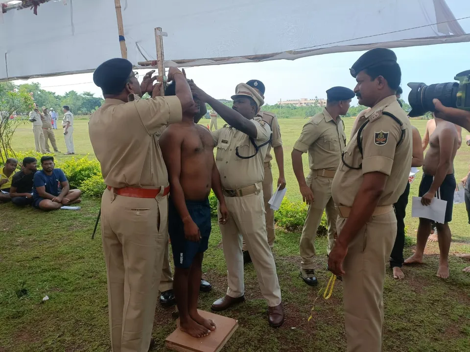  ଅବକାରୀ କନ୍‌ଷ୍ଟେବଳ ଓ ବନରକ୍ଷୀ ଶାରୀରିକ ଦକ୍ଷତା ପରୀକ୍ଷା ଆରମ୍ଭ