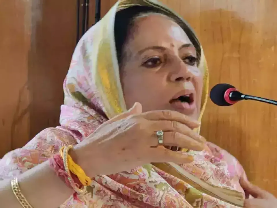  ଦଳକୁ ପର୍ଯ୍ୟାପ୍ତ ସମୟ ଦିଅନ୍ତି ନାହିଁ ରାହୁଲ ଓ ପ୍ରିୟଙ୍କା ! ହିମାଚଳପ୍ରଦେଶ କଂଗ୍ରେସ ଅଧ୍ୟକ୍ଷାଙ୍କ ସାକ୍ଷାତକାରକୁ ନେଇ ଜୋରଦାର ଚର୍ଚ୍ଚା