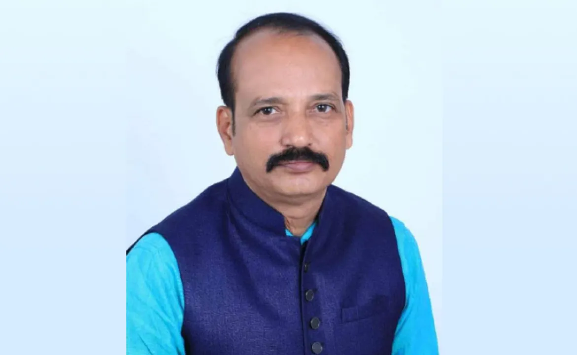  ଜିଲ୍ଲା ପରିଷଦ ସଭ୍ୟ ଧର୍ମେନ୍ଦ୍ରଙ୍କ ସନ୍ଦେହଜନକ ମୃତ୍ୟୁ: ପତ୍ନୀ ଓ ପୁଅଙ୍କୁ ପଚରାଉଚରା