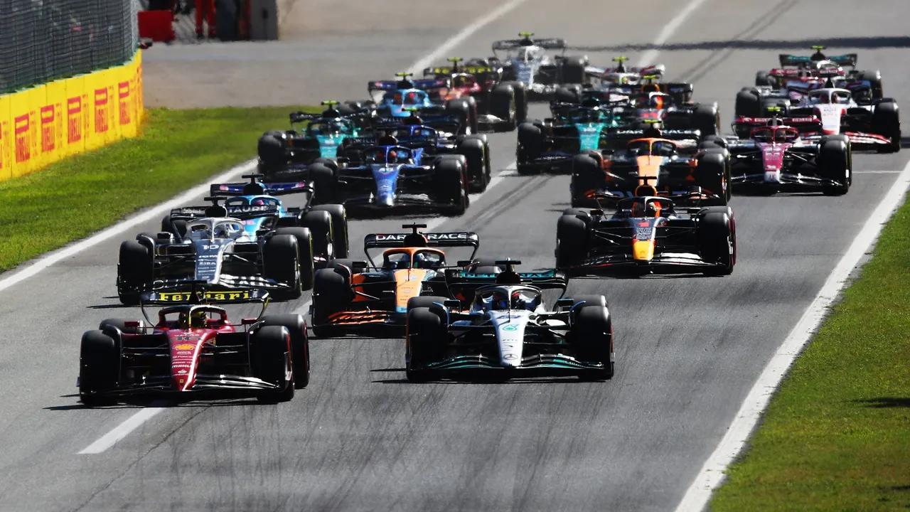  
F1 