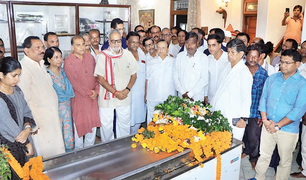  ସ୍ବର୍ଗଦ୍ବାରରେ ଜୟନ୍ତୀଙ୍କ ଶେଷକୃତ୍ୟ ସମ୍ପନ୍ନ