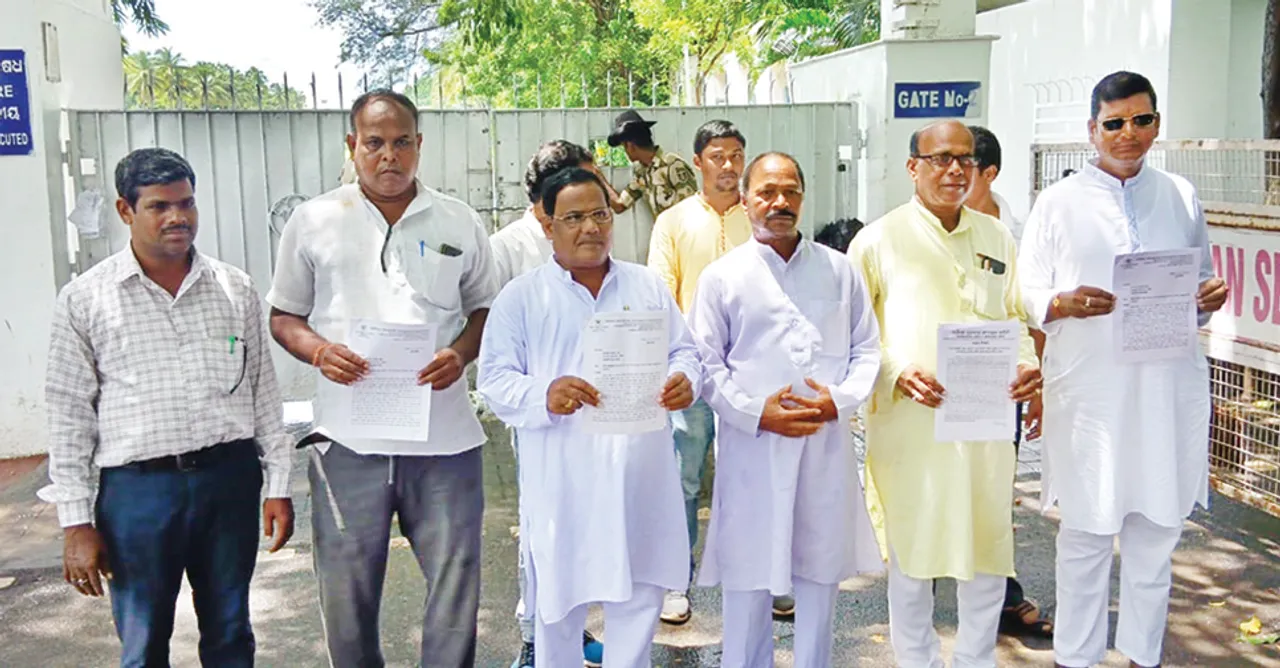  ରାଜ୍ୟପାଳଙ୍କୁ ଭେଟିଲେ ପିସିସି କିଷାନ କଂଗ୍ରେସ ପ୍ରତିନିଧି ମଣ୍ଡଳୀ