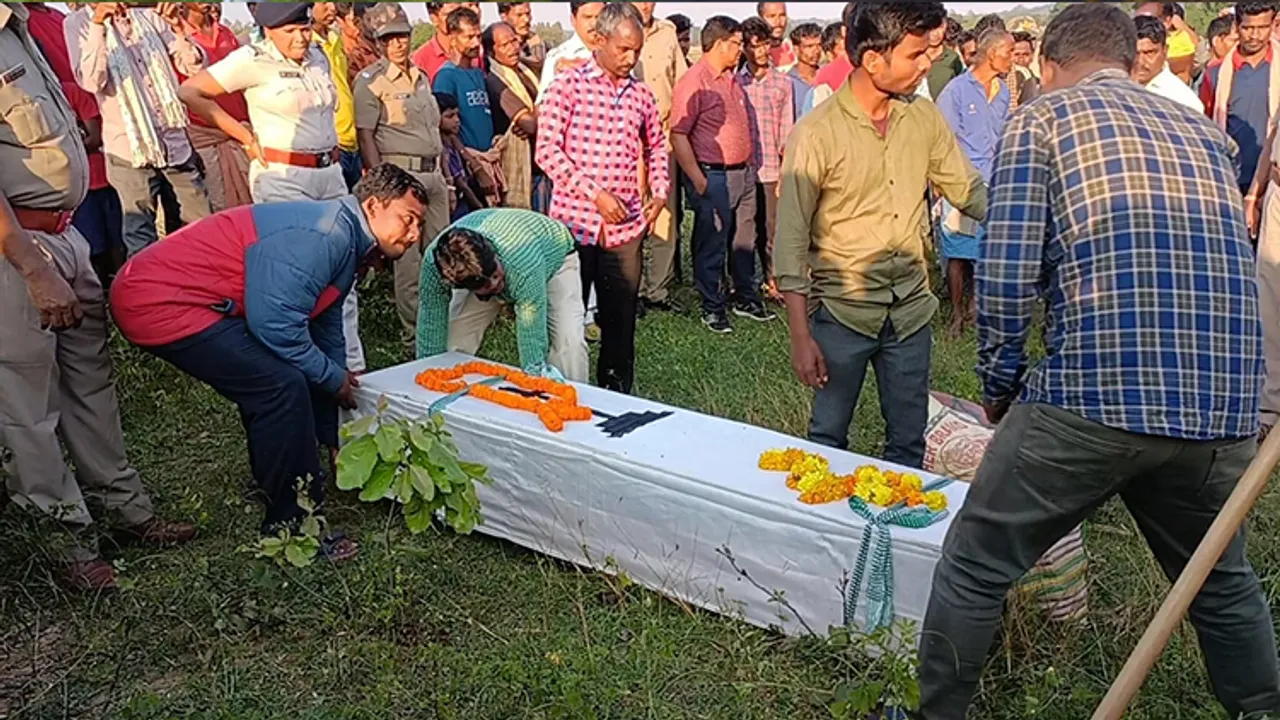  ଧର୍ମ ପରିବର୍ତ୍ତନ କରିଥିବାରୁ ଶବଦାହ ପାଇଁ ମିଳିଲାନି ଶ୍ମଶାନ