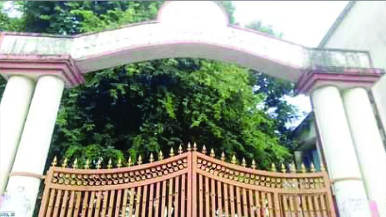 କୁନ୍ତଳା କୁମାରୀ ସାବତ ମହିଳା କଲେଜରେ ନାହିଁ ଏନ୍‌ସିସି, ଛାତ୍ରୀଙ୍କ ମଧ୍ୟରେ ଦାନାବାନ୍ଧୁଛି ଆନ୍ଦୋଳନ