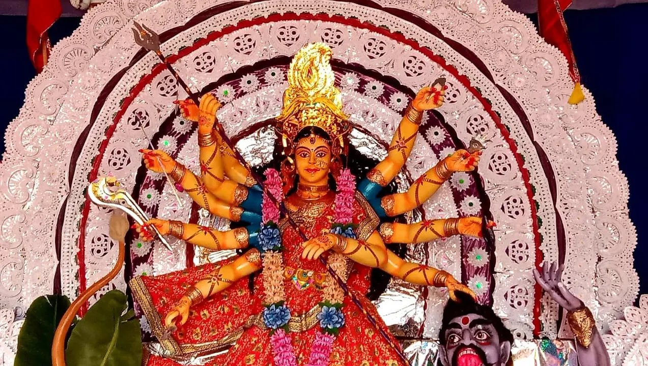  ଯାଜପୁର: କାଳିଆପାଣିର କଲରଙ୍ଗିଅତ୍ତାର ସୌରିକ ସାର୍ବଜନୀନ ଶାରଦୀୟ ଦୁର୍ଗାପୂଜା।