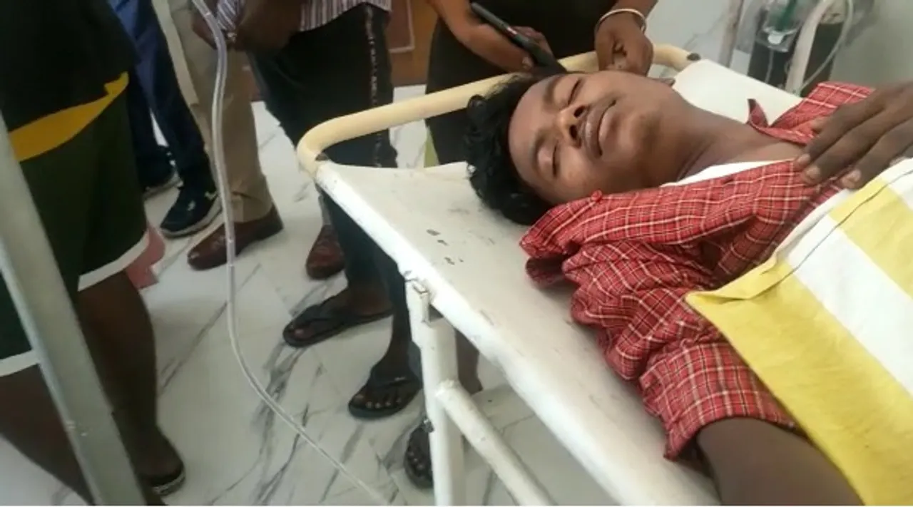  ମନ୍ତ୍ରୀଙ୍କ ସୁରକ୍ଷା ଗାଡ଼ି ଧକ୍କାରେ ୨ କଲେଜ ଛାତ୍ର ଗୁରୁତର ହୋଇ ହସ୍ପିଟାଲ୍‌ରେ ଭର୍ତ୍ତି