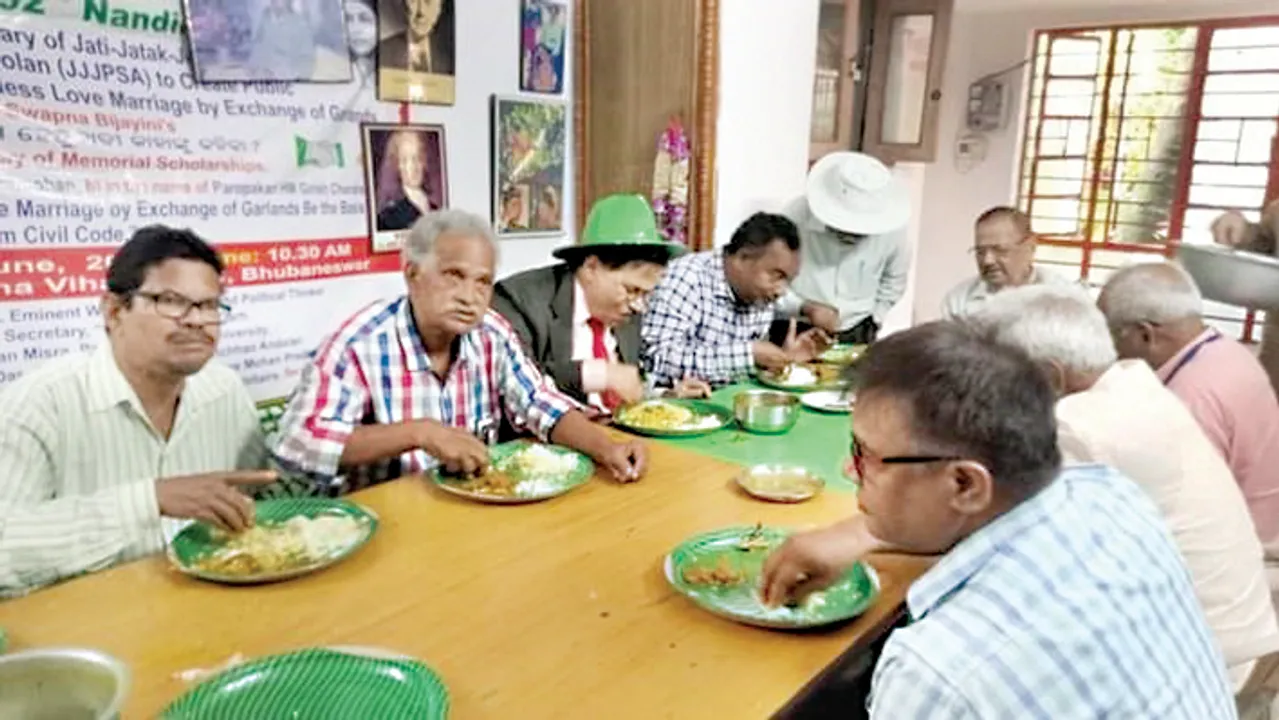  ସୂର୍ଯ୍ୟପରାଗରେ ବିରିୟାନି ଖାଇବା ମାମଲା: ଅଭିଯୋଗକାରୀ, ହେତୁବାଦୀଙ୍କ ହେବ ବୟାନ ରେକର୍ଡ