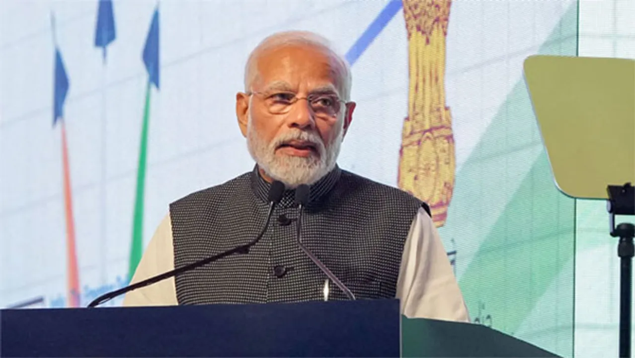  Oneindia 
