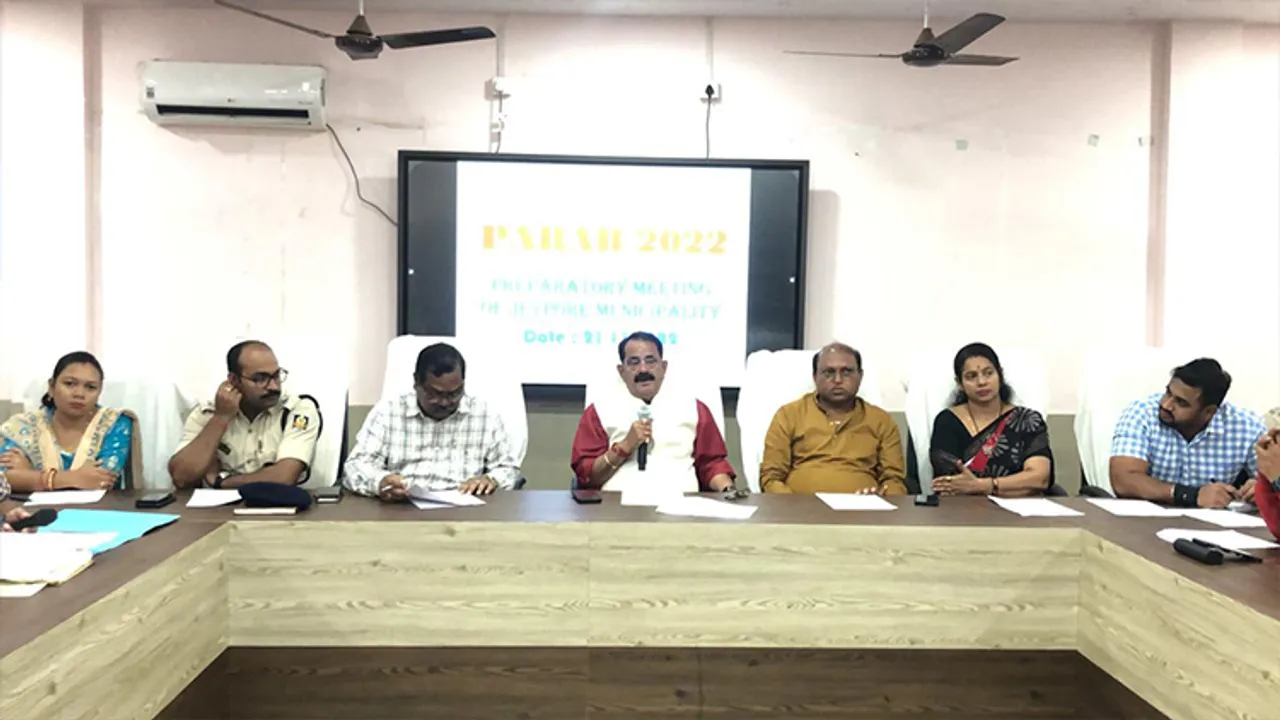  ‘ପରବ’କୁ ନେଇ ଜିଲ୍ଲାପାଳଙ୍କୁ ଫେରାଦ