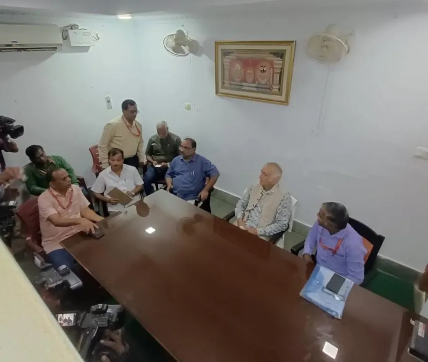  ଶ୍ରୀଗୁଣ୍ଡିଚା ମନ୍ଦିର ମରାମତି ଅନୁଧ୍ୟାନ କଲେ ଗଜପତି ମହାରାଜ