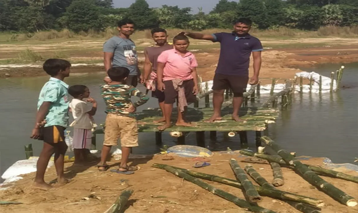  ଗ୍ରିନ୍‌ ଷ୍ଟାର ପକ୍ଷରୁ ଅସ୍ଥାୟୀ ପୋଲ ନିର୍ମାଣ