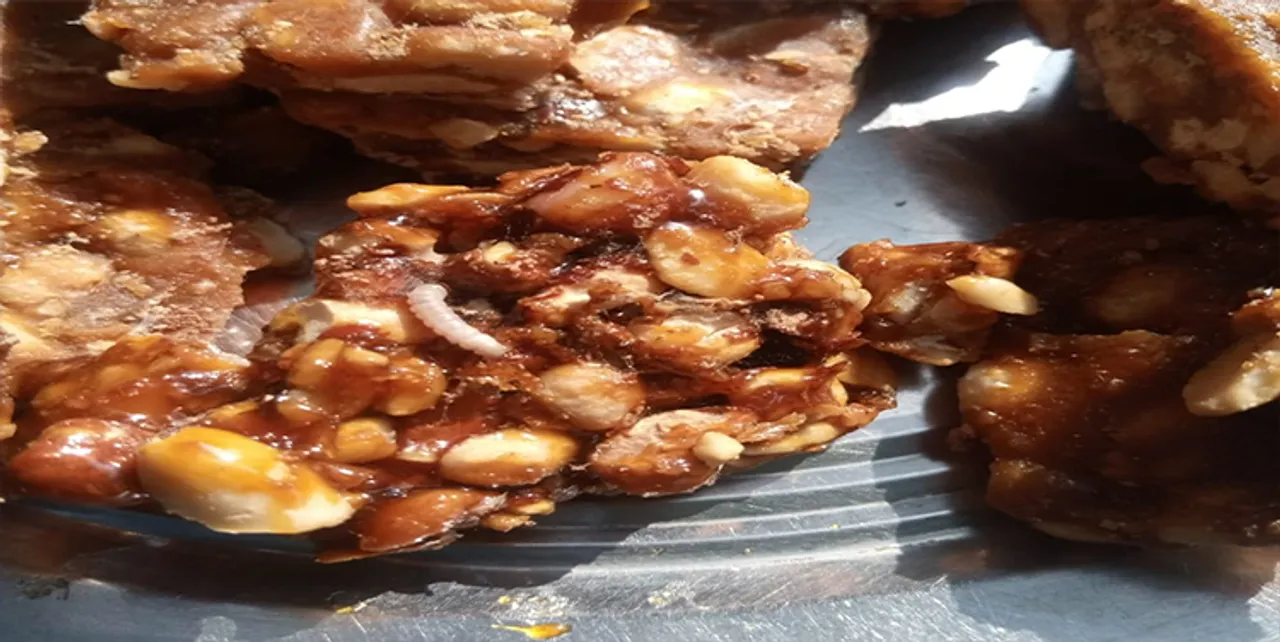  ଅଙ୍ଗନବାଡ଼ି ବାଦାମରେ ପୋକ