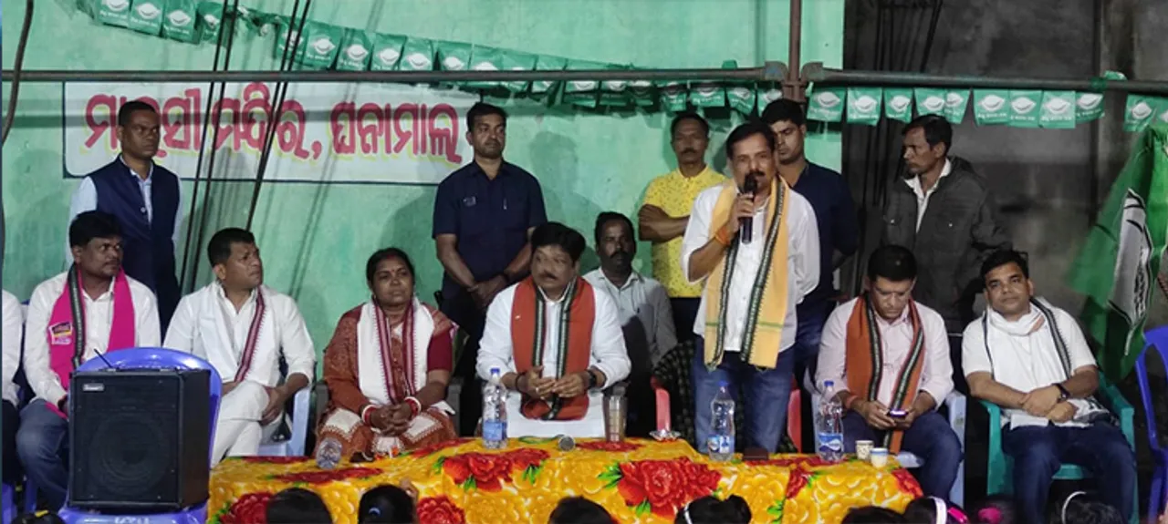  ଚାକିରି ଛାଡ଼ି ପ୍ରଚାରରେ ବାହାରିଲେ ମହେନ୍ଦ୍ର 