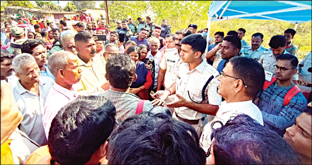  ଜୟଦେବବିହାର-ନନ୍ଦନକାନନ ସମାନ୍ତରାଳ ରାସ୍ତା: ପୁଲିସ୍‌-ବସ୍ତିବାସିନ୍ଦା ମୁହାଁମୁହିଁ