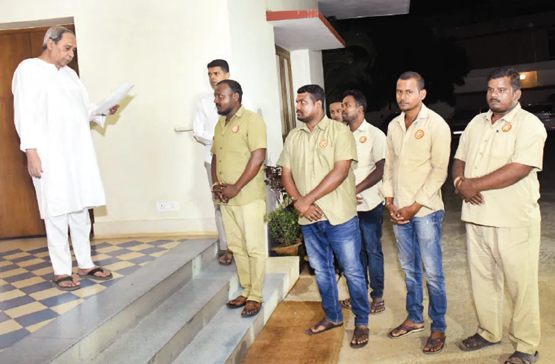  ମୁଖ୍ୟମନ୍ତ୍ରୀଙ୍କୁ ଭେଟିଲା ଡ୍ରାଇଭର୍‌ ମହାସଂଘ