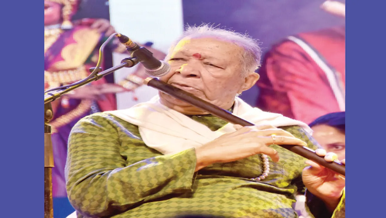  ପଦ୍ମବିଭୂଷଣ ପଣ୍ଡିତ ହରିପ୍ରସାଦ ଚୌରାସିଆ ବଖାଣିଲେ କଟକ ସ୍ମୃତି: ବାଲିଯାତ୍ରା ଭଳି ମେଳା ବିଶ୍ବରେ ନାହିଁ