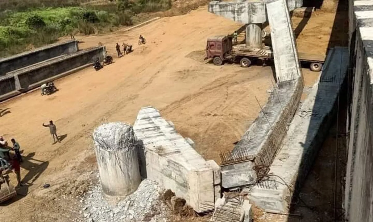  ଭୁଶୁଡ଼ିଲା ନିର୍ମାଣାଧୀନ କୁଶେଇ ସେତୁ; ୩ ଗୁରୁତର, ନିମ୍ନମାନର କାମ ସନ୍ଦେହ