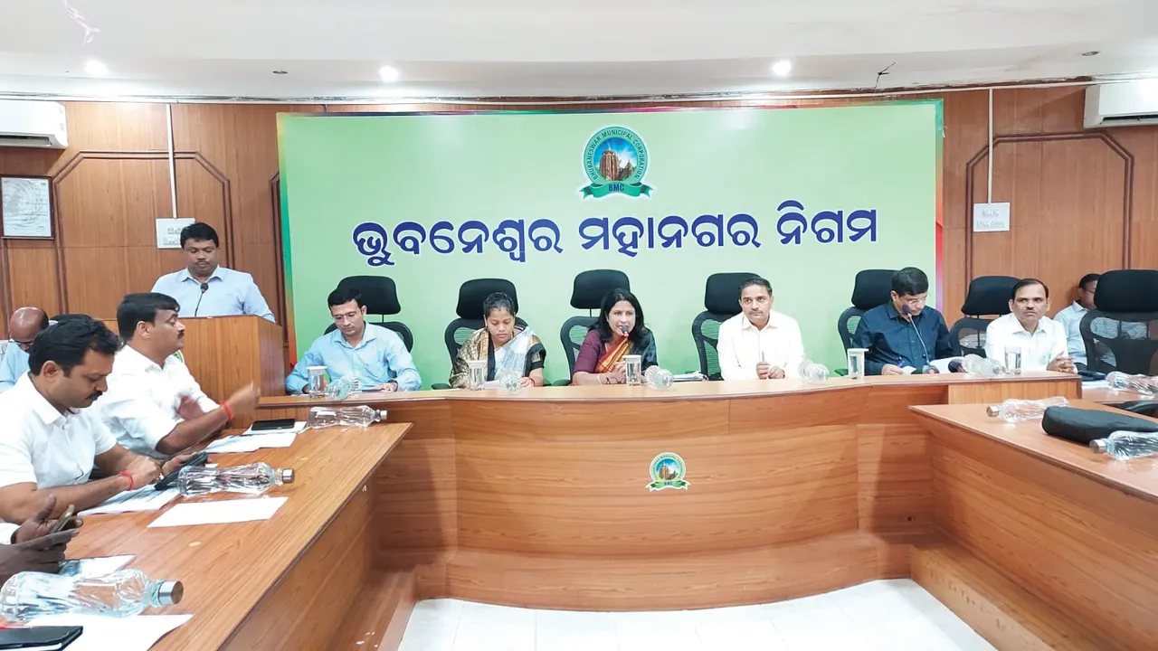  ପରିମଳକୁ ନେଇ ସ୍ବତନ୍ତ୍ର କର୍ପୋରେସନ ବୈଠକ: ଟେଣ୍ଡର୍‌ରେ ମାଳମାଳ ତ୍ରୁଟି, ସାନି ଟେଣ୍ଡର ପାଇଁ ଉଠିଲା ଦାବି