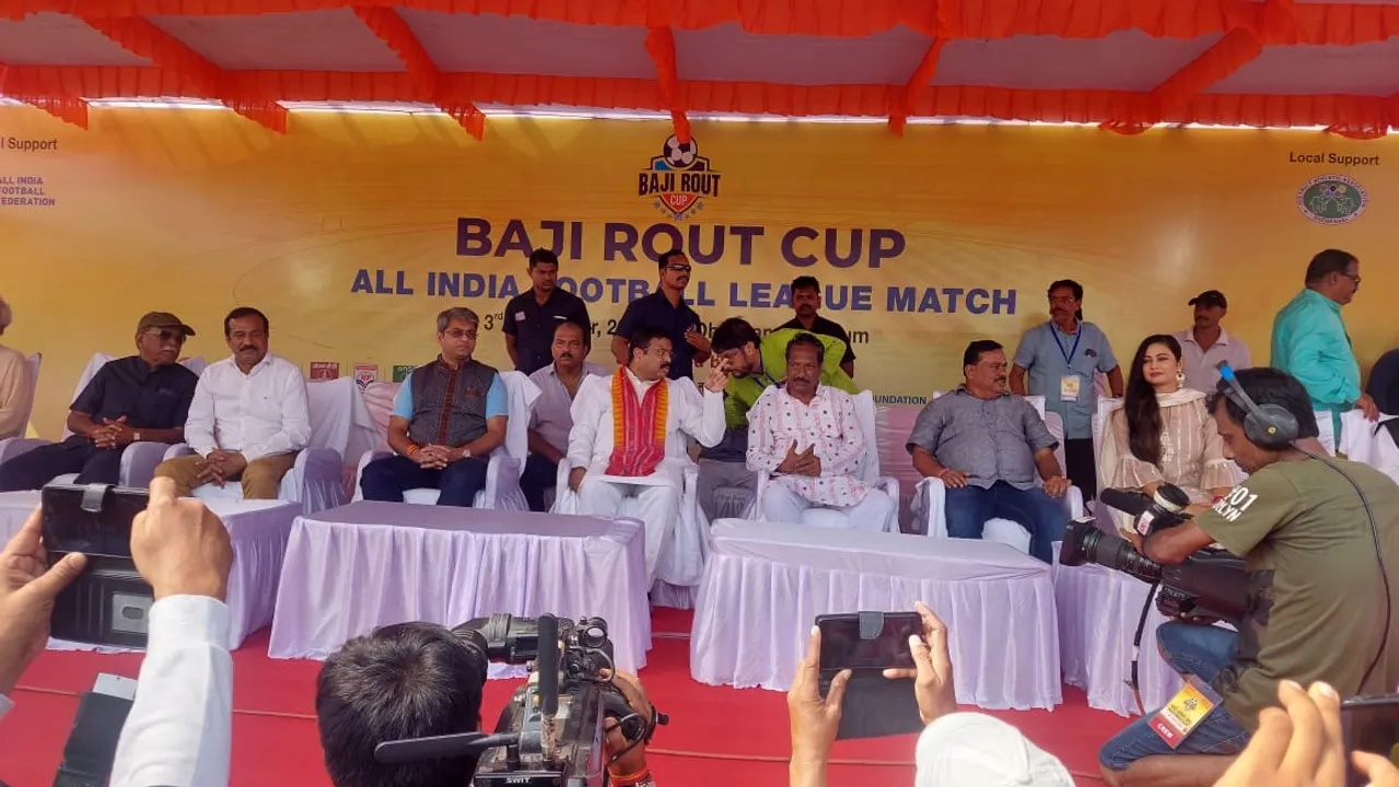  ଢେଙ୍କାନାଳରେ ବାଜିରାଉତ ଫୁଟବଲ କପ ଉଦଘାଟିତ