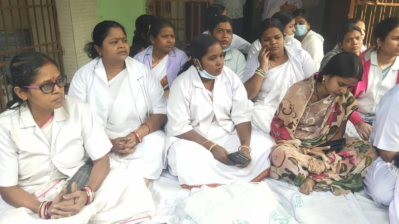  ସାମାଜିକ ଗଣମାଧ୍ୟମରେ ଯୁବକଙ୍କ ଆପତ୍ତିଜନକ ପୋଷ୍ଟଙ୍କୁ ନେଇ ସ୍ବାସ୍ଥ୍ୟକର୍ମୀଙ୍କ ଧାରଣା 