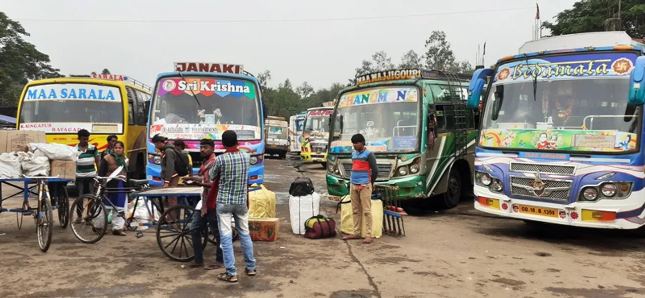 ଆକାଂକ୍ଷା ଜିଲ୍ଲା ରାୟଗଡ଼ାରେ ବିକାଶ ଚିତ୍ର ଏମିତି? ୮ ବ୍ଲକରେ ନାହିଁ ବସଷ୍ଟାଣ୍ଡ୍, ରାସ୍ତାରୁ ଗଡ଼ୁଛି ଗାଡ଼ି