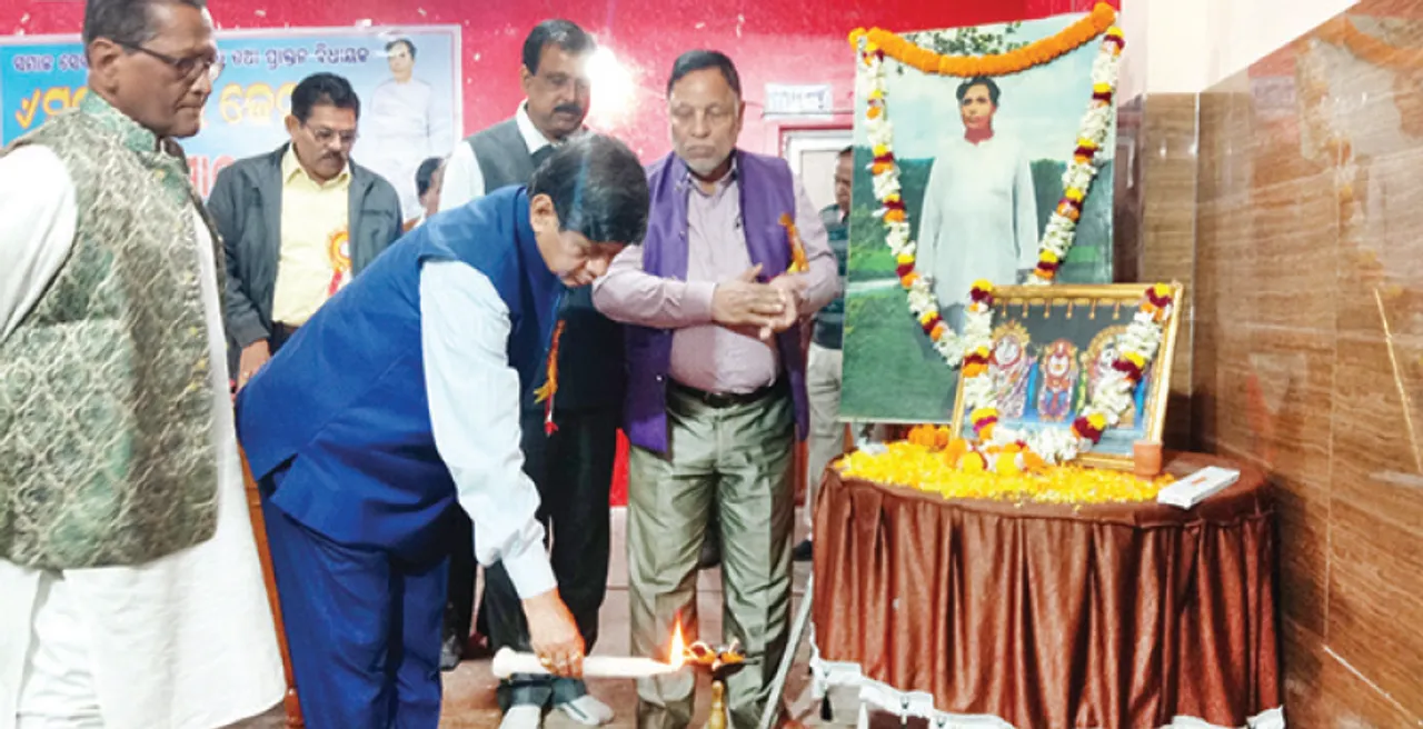  ‘ମୁରଲୀ ବାବୁ ଥିଲେ ଜଣେ ନିଆରା ଆଦର୍ଶ ମଣିଷ’