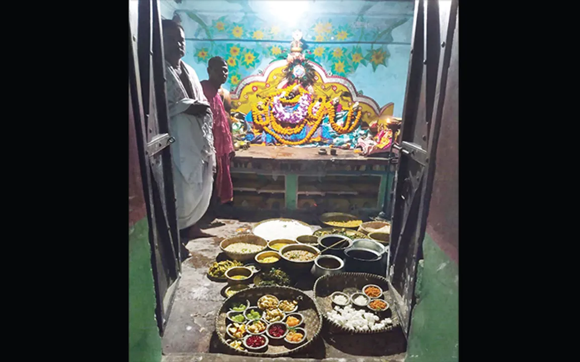  ବ୍ୟଞ୍ଜନ ଦ୍ବାଦଶୀ: ରାଧାକାନ୍ତ ଦେବଙ୍କୁ ଲାଗିହେଲା ୬୪ ପ୍ରକାର ଖାଦ୍ୟ