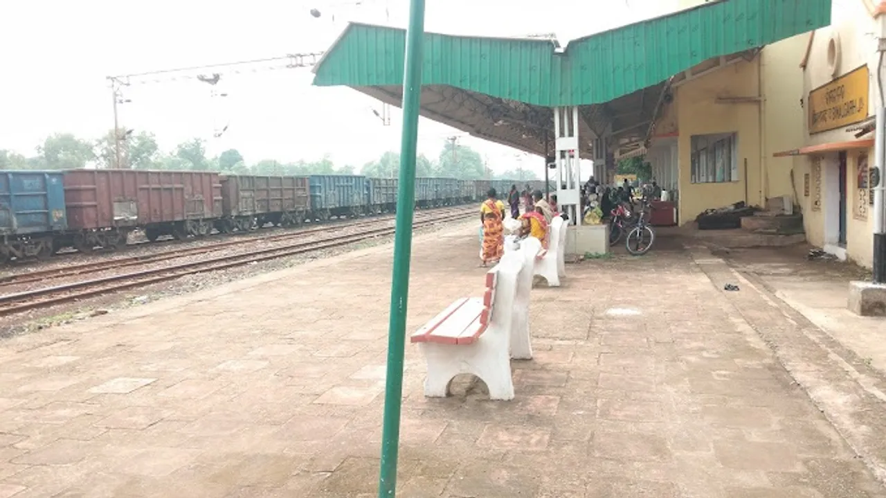  ସଂସଦରେ ତାଳଚେର-ବିମଳାଗଡ଼ ରେଳପଥ ପ୍ରସଙ୍ଗ: ପ୍ରକଳ୍ପର ସ୍ଥିତାବସ୍ଥା ନେଇ ପ୍ରଶ୍ନ କଲେ ସାଂସଦ ପ୍ରଶାନ୍ତ ନନ୍ଦ