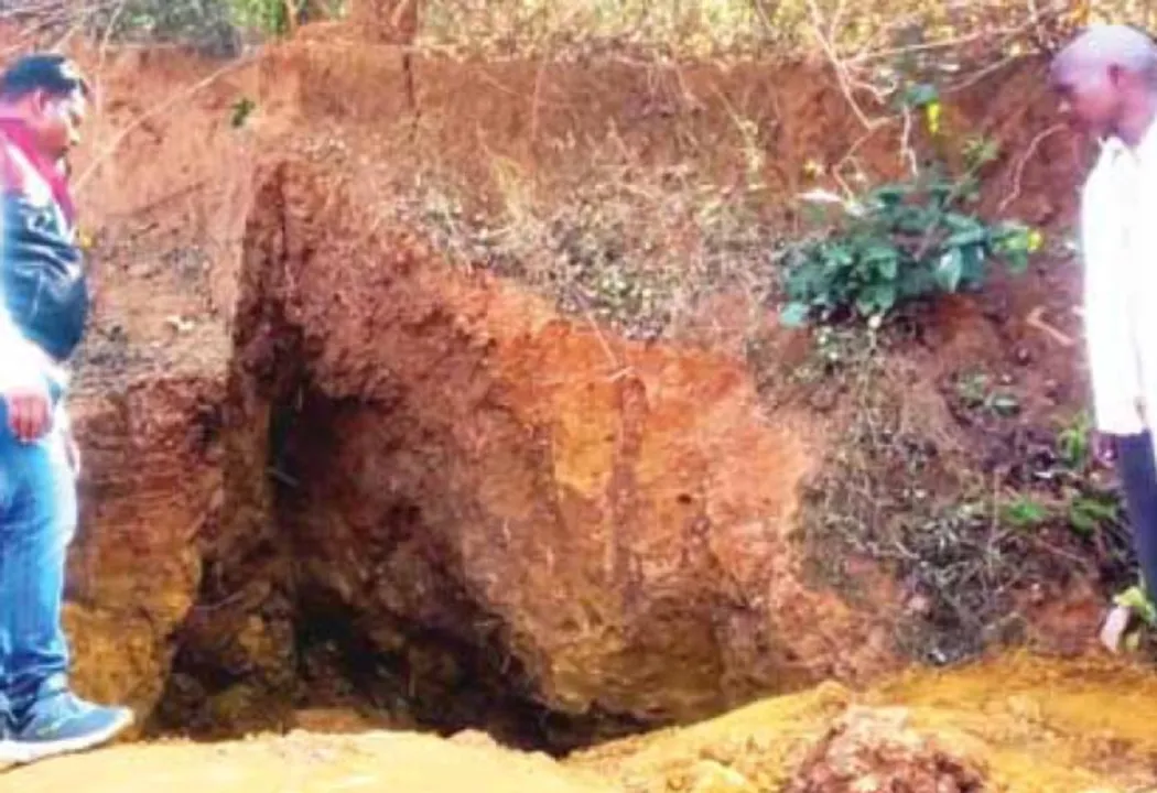  ମାଟିରେ ପୋତି ହୋଇଗଲେ ୨ ନାବାଳିକା