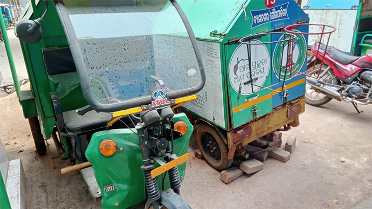  ସ୍ବଚ୍ଛ ସବାରି ଅଚଳ, ବାଟ ହୁଡ଼ୁଛି ସଫେଇ