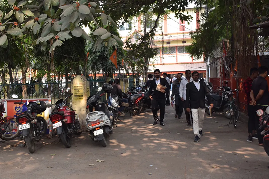  ସମ୍ବଲପୁରରେ ସ୍ବାଭାବିକ ହେଲା କୋର୍ଟ କାର୍ଯ୍ୟ  