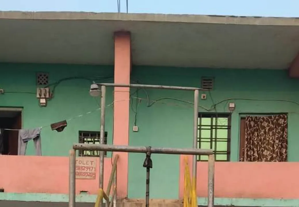  ମାର୍କେଟ କଂପ୍ଲେକ୍ସରୁ ଯୁବକଙ୍କ ଝୁଲନ୍ତା ମୃତଦେହ ଉଦ୍ଧାର: ହତ୍ୟା ନା ଆତ୍ମହତ୍ୟା!