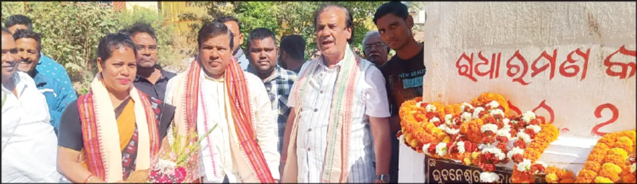  ଏକାମ୍ରରେ ବିଭିନ୍ନ ପ୍ରକଳ୍ପର ଶିଳାନ୍ୟାସ