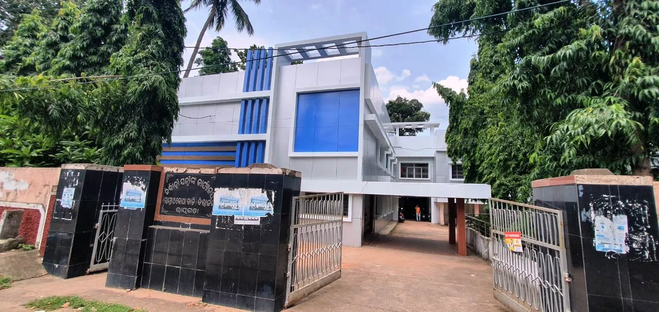  ମୁରବିବିହୀନ ରାୟଗଡ଼ା ପୂର୍ତ୍ତ ବିଭାଗ; ଜଣେ ଅଧିକାରୀଙ୍କ ହାତରେ ୩ ଡିଭିଜନ୍