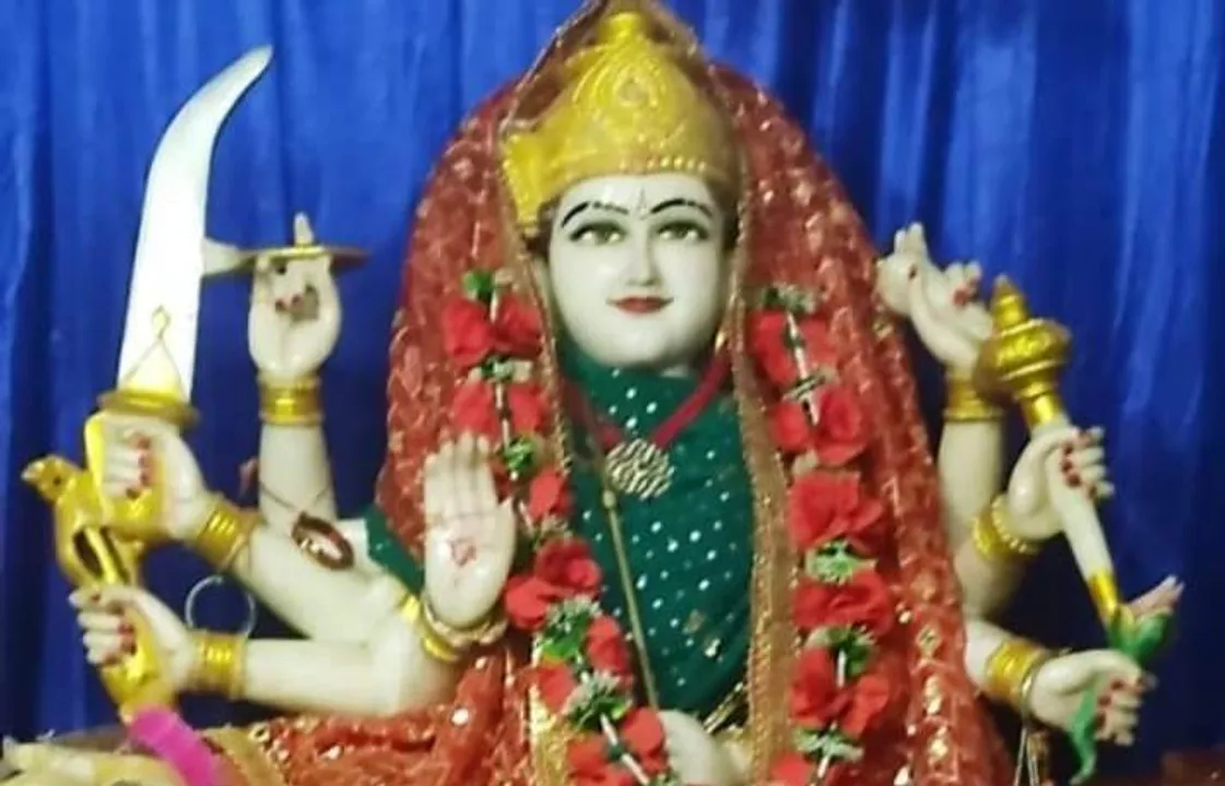  ଦୁର୍ଗା ମନ୍ଦିରରୁ ରୁପା ମୁକୁଟ ଚୋରି ଅଭିଯୋଗ: ସନ୍ଦେହରେ ଯୁବକ ଅଟକ