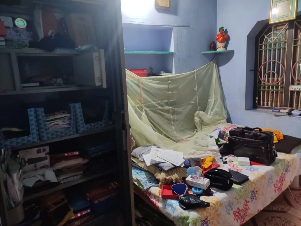  ଗୁଣୁପୁରରେ ପୁଣି ମାତିଲେ ଚୋର: ଅବସରପ୍ରାପ୍ତ ପ୍ରଧାନ ଶିକ୍ଷକଙ୍କ ଘରେ ବୁଲେଇଲେ କଳାକନା