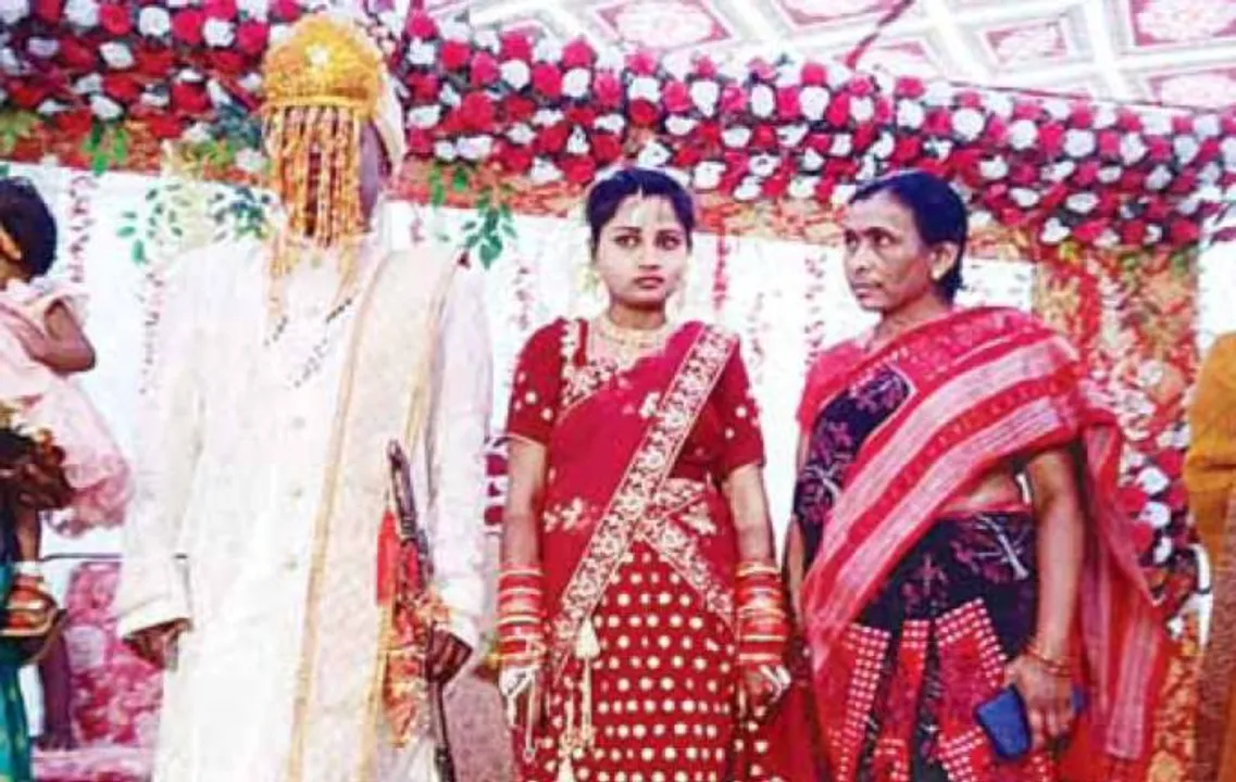  ପ୍ରେମିକ ସହ କନିଆଁ ଫେରାର୍‌, ବାହାହେଲେ ସାନଭଉଣୀ
