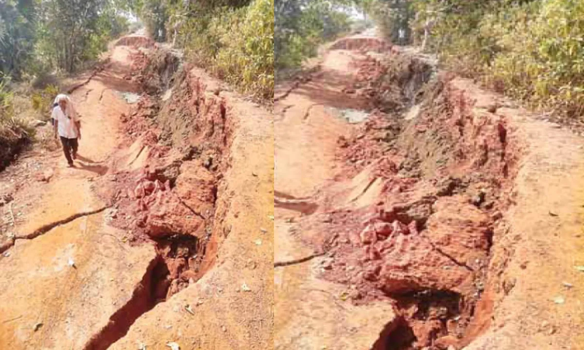  ଦୟାନଦୀ ଦକ୍ଷିଣ ପାର୍ଶ୍ବ ନଦୀବନ୍ଧ ଭୁଶୁଡ଼ିଲା
