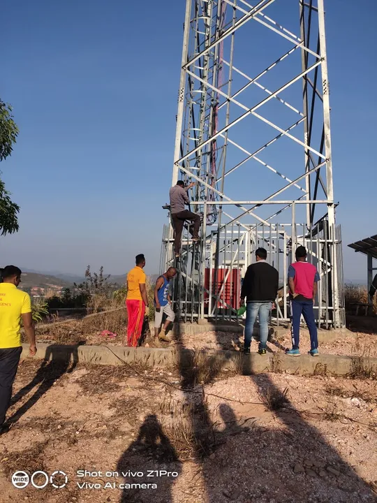  ଏସଓଜି ଟାୱାର ଉପରକୁ ଚଢିଯାଇଥିଲେ ଯବାନ, ଓହ୍ଲାଇଲା ଅଗ୍ନିଶମ ବିଭାଗ
