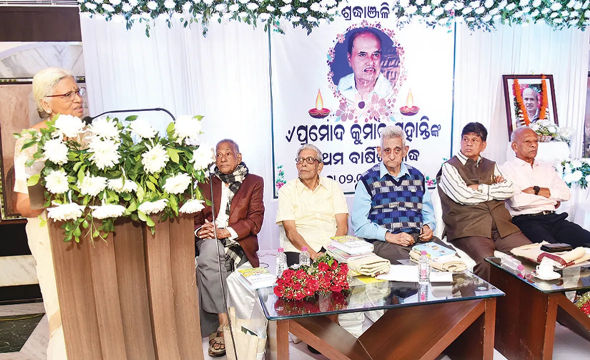  ଯନ୍ତ୍ରଣା ଭିତରେ ହସ ଫୁଟାଇବାର କଳା ଜାଣିଥିଲେ ପ୍ରମୋଦବାବୁ