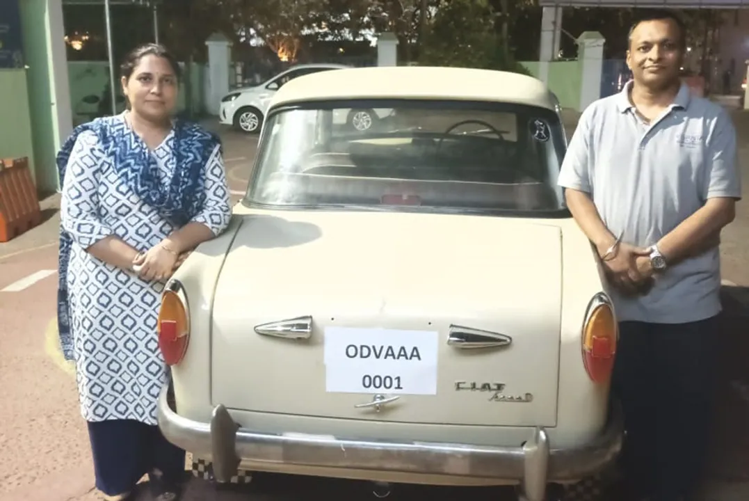  ୫୦ ବର୍ଷ ତଳର କାରକୁ ମିଳିଲା ନୂଆ ନମ୍ବର