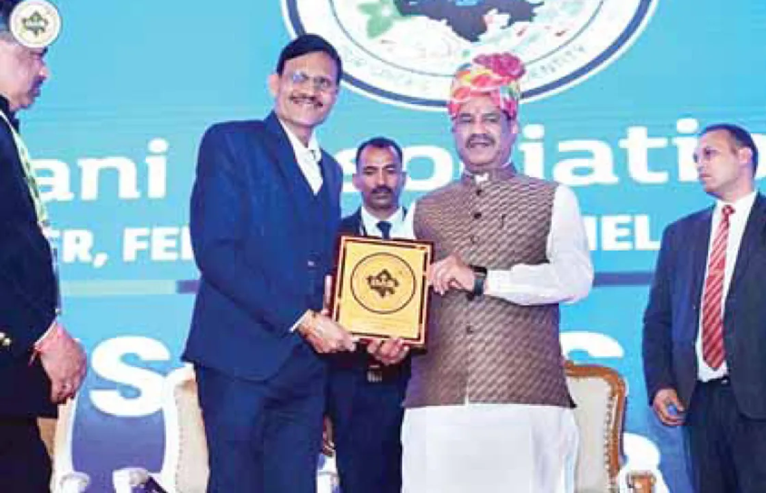  ଲୋକସଭା ବାଚସ୍ପତିଙ୍କ ଦ୍ବାରା ଭାରତ ମସଲା ପରିଚାଳନା ନିର୍ଦ୍ଦେଶକ ସମ୍ମାନିତ