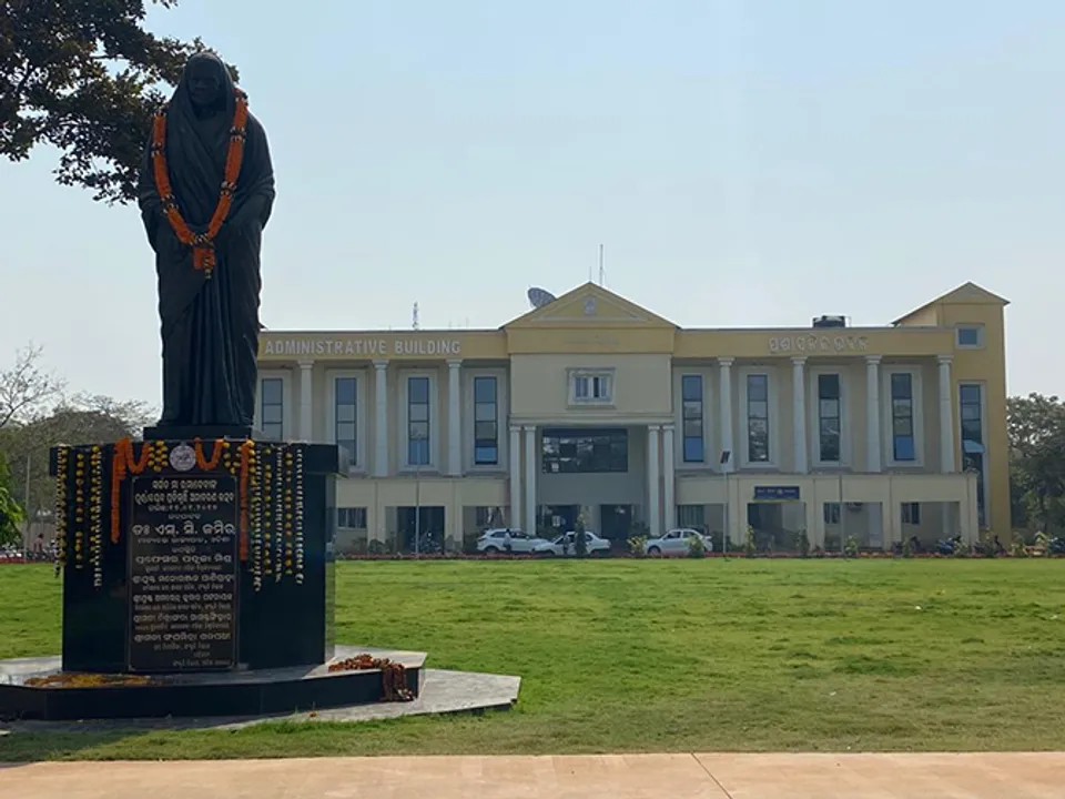  ରମାଦେବୀ ମହିଳା ବିଶ୍ବବିଦ୍ୟାଳୟ ସମାବର୍ତ୍ତନ ଉତ୍ସବ ଆଜି