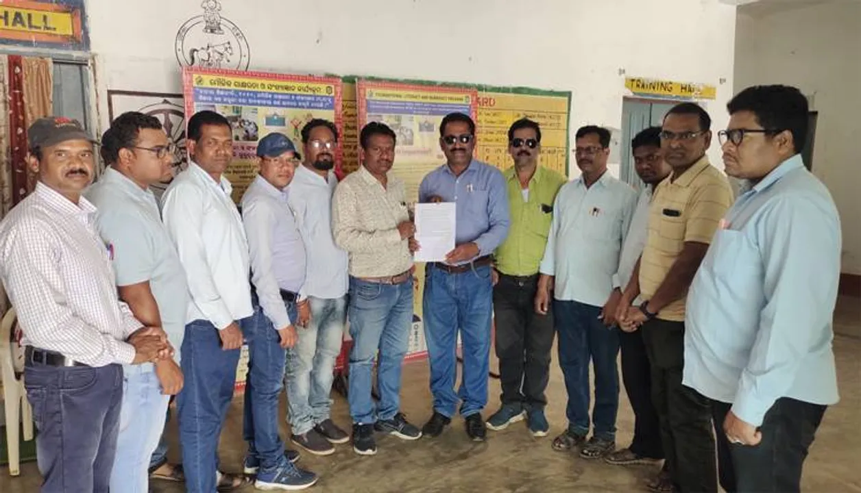  ବ୍ଲକ୍‌ ପ୍ରାଥମିକ ଶିକ୍ଷକ ସଂଘର ଦାବିପତ୍ର